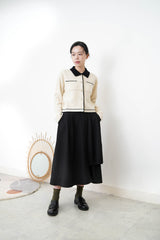 B/W oultline cardigan w/ detail buttons