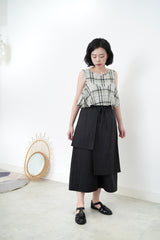 Checked layers summer vest