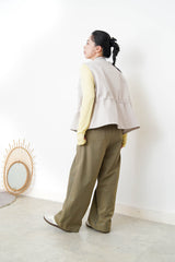 Light grey vest jacket w/ waist string
