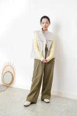 Light grey vest jacket w/ waist string