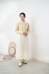 Cream oultline cardigan w/ detail buttons