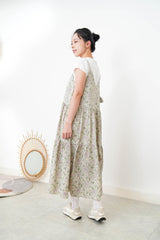 Grey floral cami dress w/ hair scrunchies