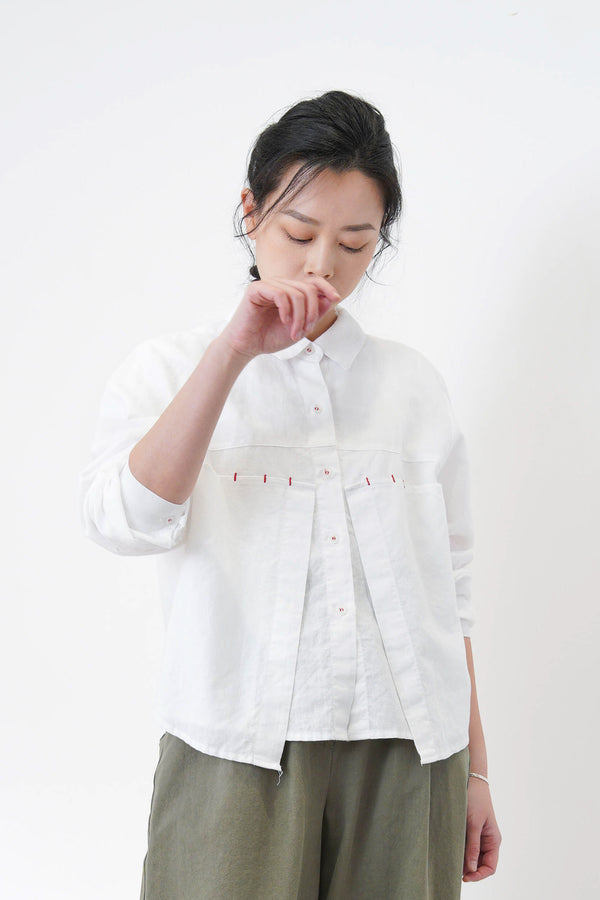 White detail layering shirt w/ red stitching