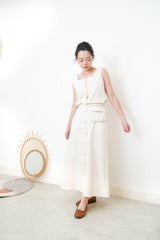 Ivory buttons skirt w/ waist pockets