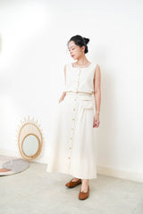 Ivory buttons skirt w/ waist pockets
