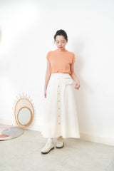 Ivory buttons skirt w/ waist pockets