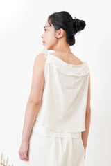 Cream ruffle collar vest in mesh layering