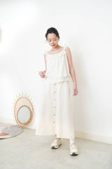 Cream ruffle collar vest in mesh layering