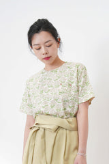 Pocket tee w/ green pants print