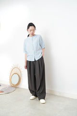 Blue shirt w/ detail pleats buttons