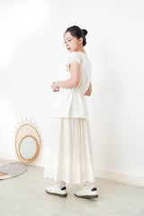 White round hem vest in cami style