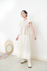 Beige pleats blouse w/ ruffle sleeves