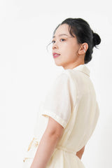 Cream short sleeves linen blazer w/ belt