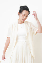 Cream short sleeves linen blazer w/ belt