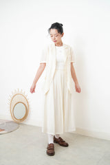 Cream short sleeves linen blazer w/ belt