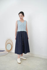 Buttons knit vest in ruffle fringe