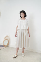 Ruffle blouse in crop cut