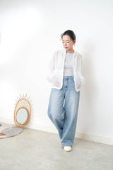 Straight cut summer jeans