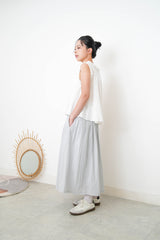 White pleats vest ruffle fringe