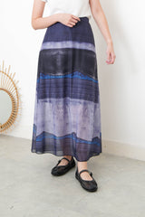 Blue elastic waist skirt in painting print
