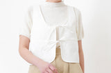 White knot crop vest in round hem