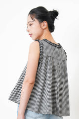 Checked pleats vest ruffle fringe