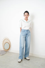 Blue wash out straight cut jeans