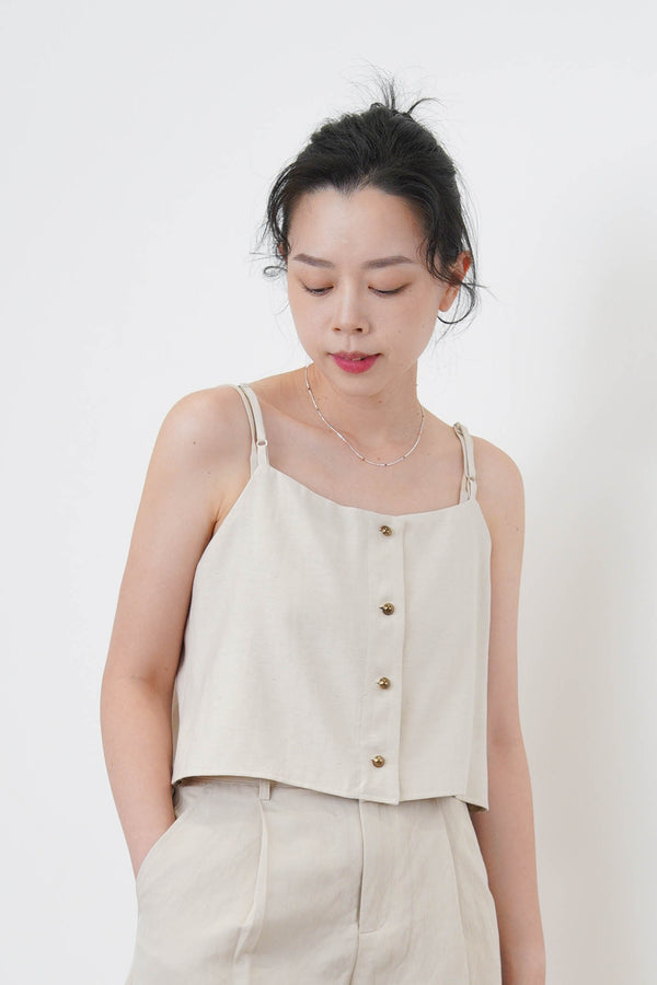 Light 2 ways cami vest in double layers