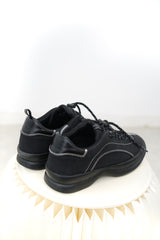 Black outlined shoes