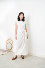 Cream sporty dress w/ tie knot waist