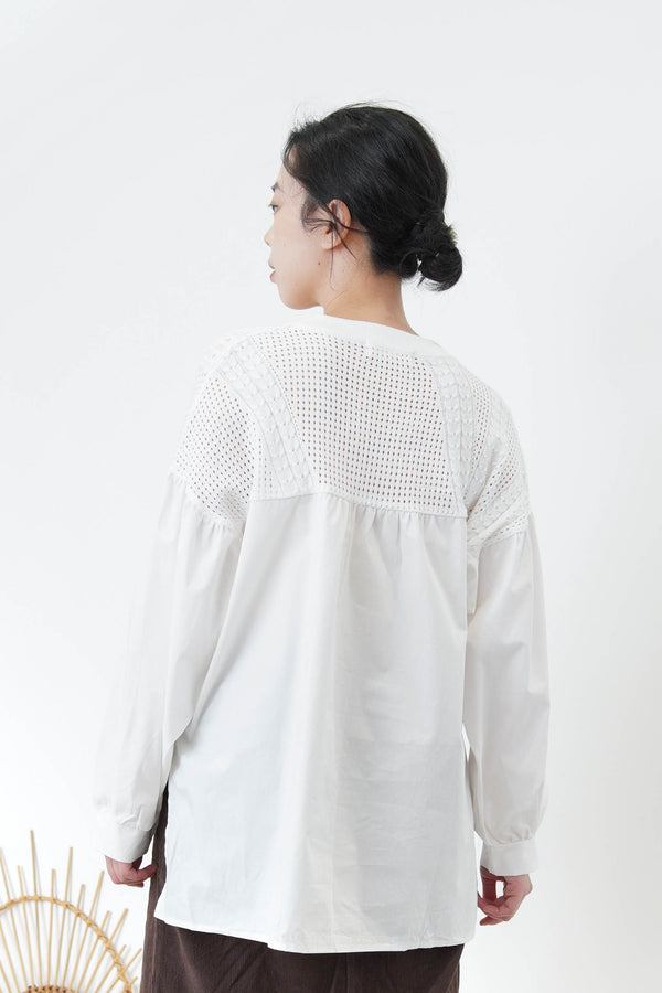 White crochet shirt blouse