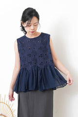 Cutout embroidery in chiffon hem