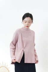 Pink stripe texture top in split hem