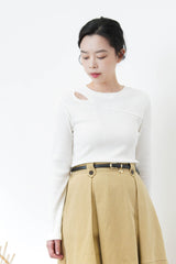 White stripe top in cut out detail