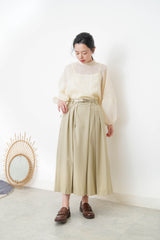 Cream blouse set in balloon sleeves