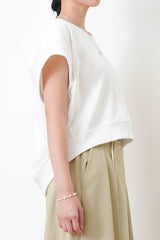 White 3D cut pullover in sphere hem