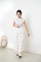 White detail pleats blouse
