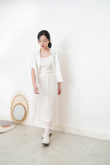 Cami vest w/ floral embroidery