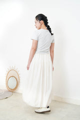 Ivory smooth soft skirt w/ lace trimming