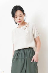 Oatmeal knit top w/ ribbon collar details