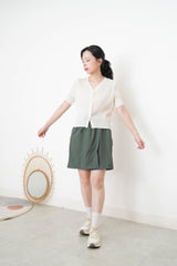 Cream pleats v neck premium top