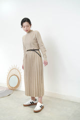 Beige knit pleats one piece