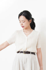 Cream pleats v neck premium top
