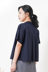 Navy double layering short sleeve shirt