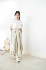 Ivory balloon skirt w/ elastic hem
