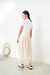 White minimal vest in split hem