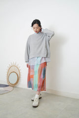 Grey soft pullover in split hem