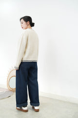 Ivory 100% wool cardigan in outline stitching