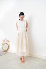 Ivory minimal cutting knit vest