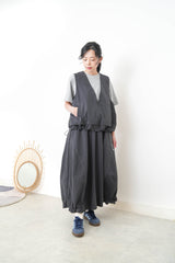 Charcoal balloon skirt w/ elastic hem